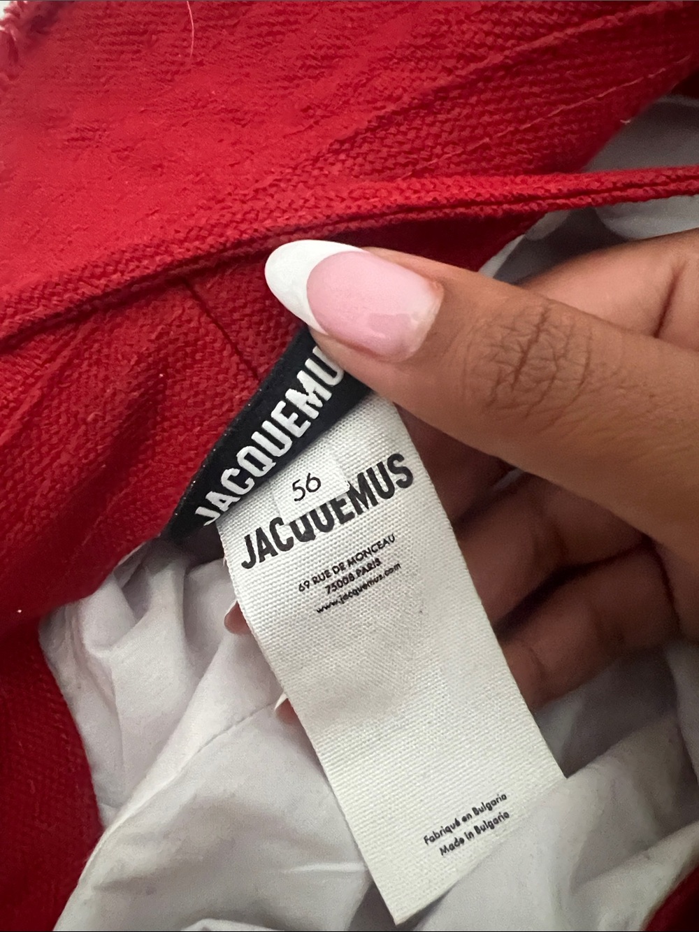 Jacquemus Bright Red Frayed-Brim Bucket Hat - Picture 3 of 5